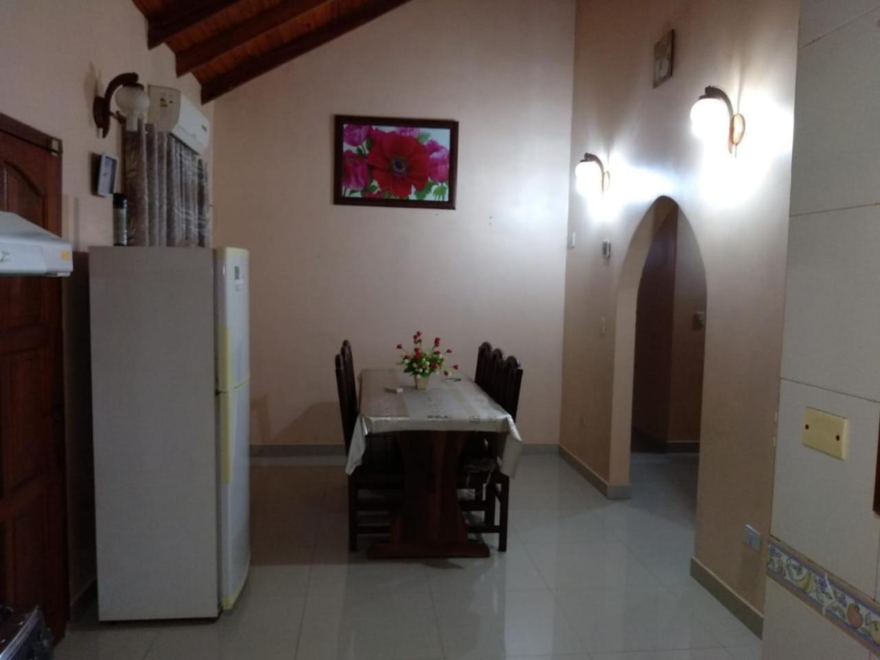 Lo De Chawi Villa Puerto Iguazu Exterior photo